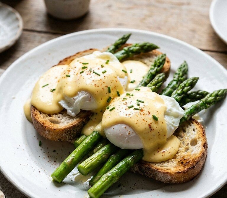 Classic Velvety Hollandaise Sauce for Eggs and More