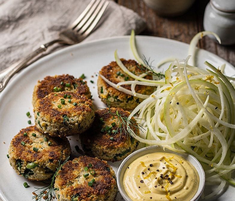 Mini Crab Cakes With Lemon Aioli and Fennel Slaw