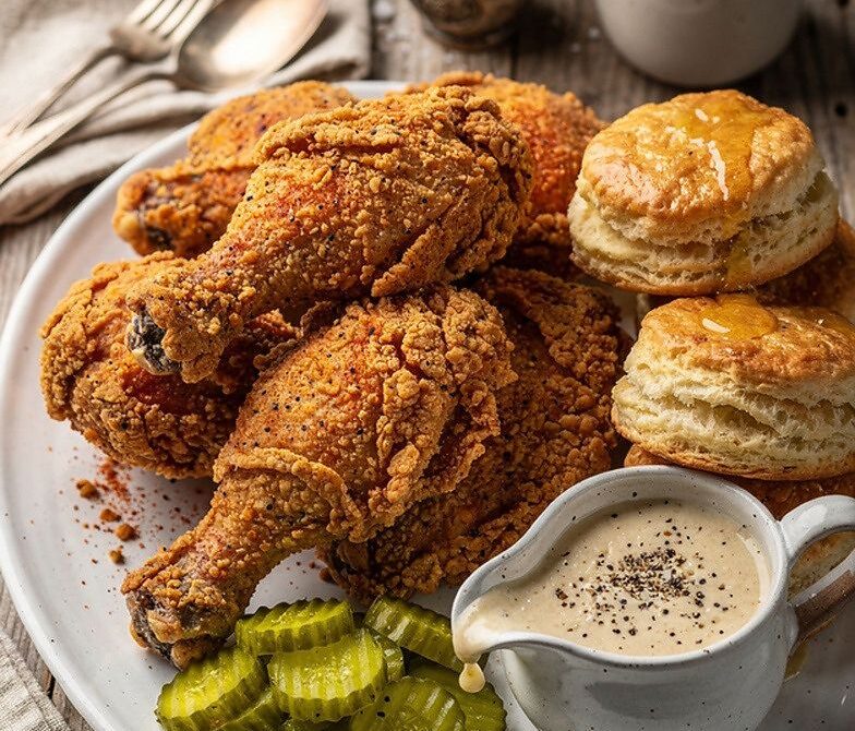 Southern Buttermilk Fried Chicken Platter With Biscuits and Gravy