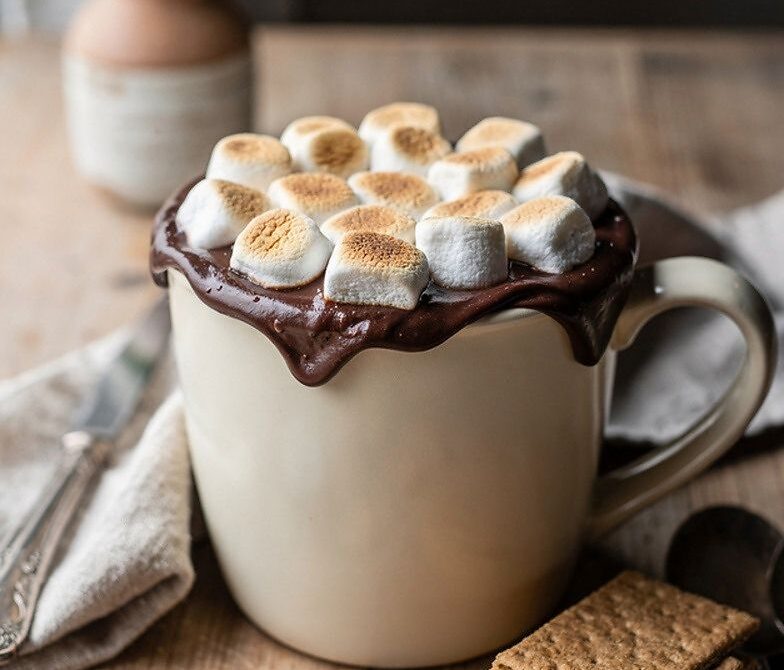 Microwave S’mores Dip Mug with Gooey Chocolate and Marshmallows