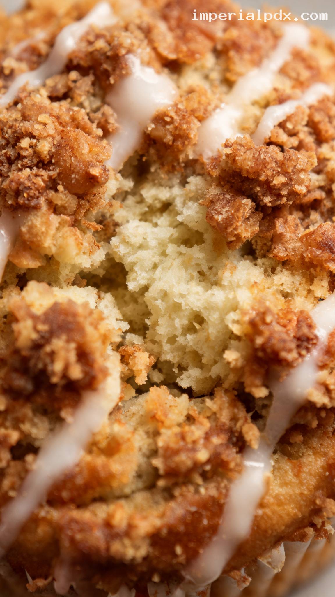 Coffee Cake Muffins With Streusel Crumble – Closeup
