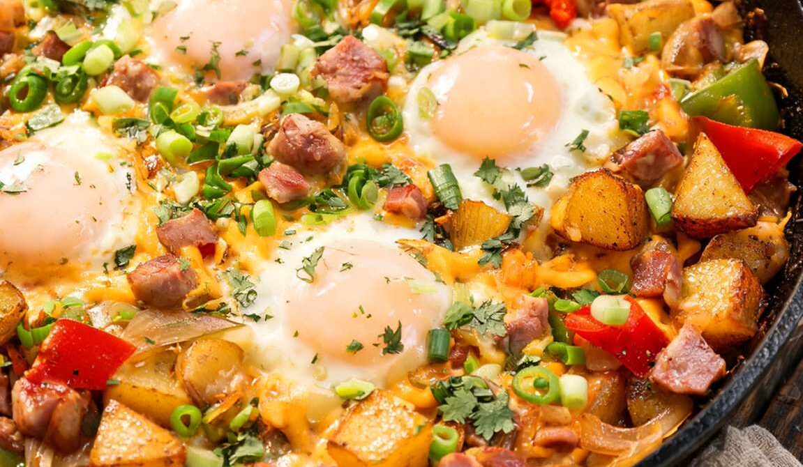 Ham and Potato Breakfast Skillet