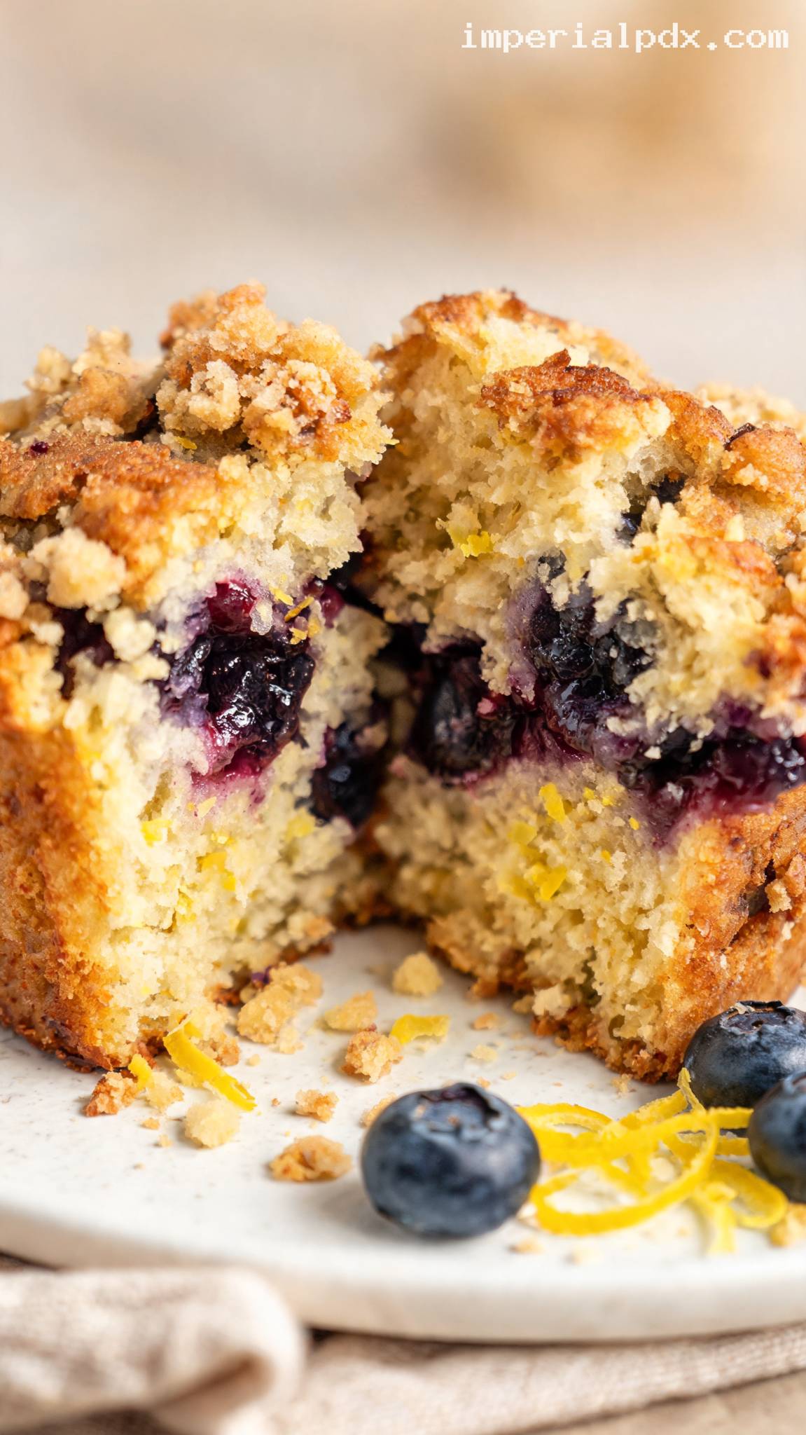 Bakery-Style Blueberry Lemon Streusel Muffins – Closeup