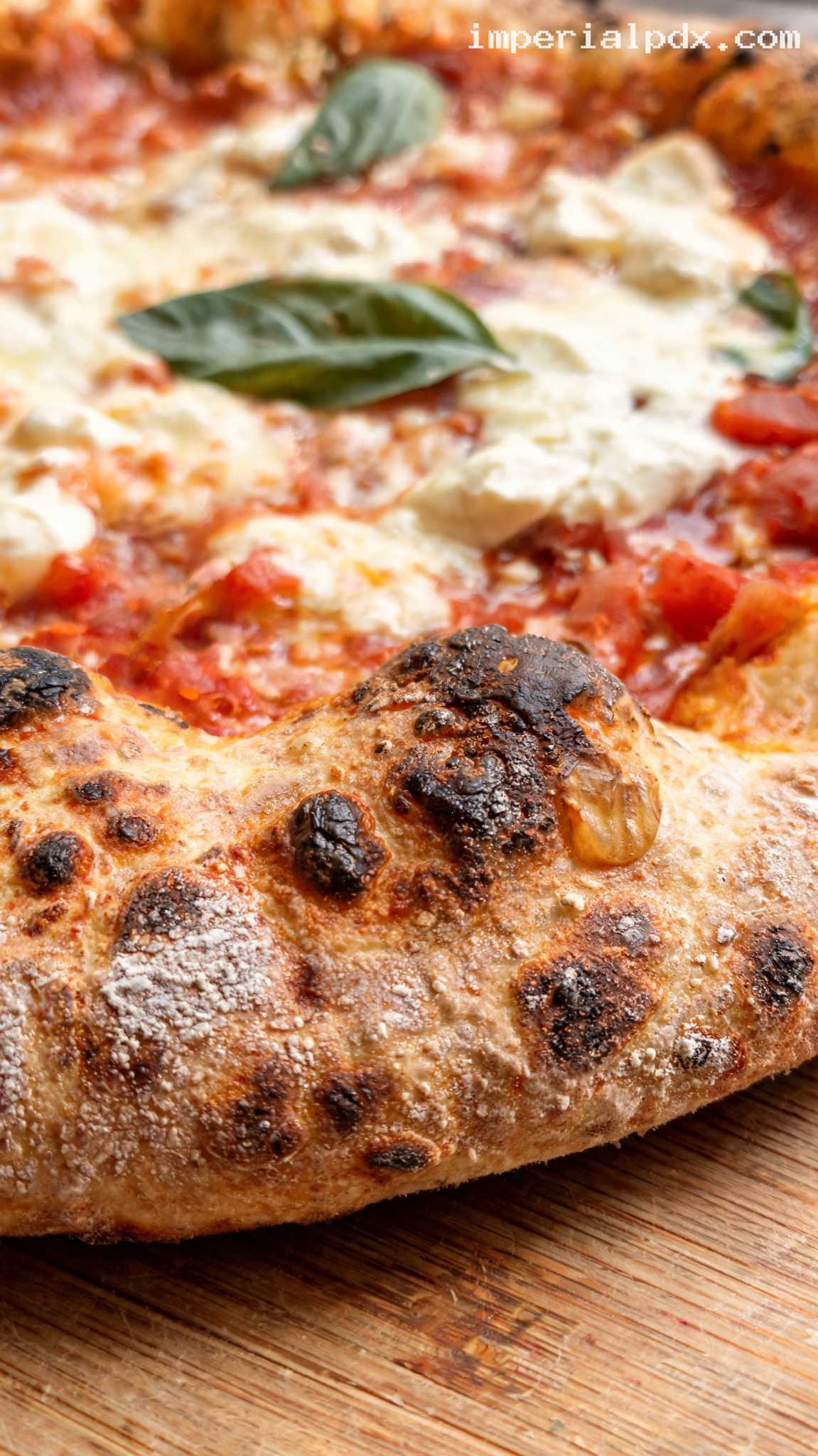 Classic Neapolitan Margherita Pizza With Fresh Mozzarella – Closeup