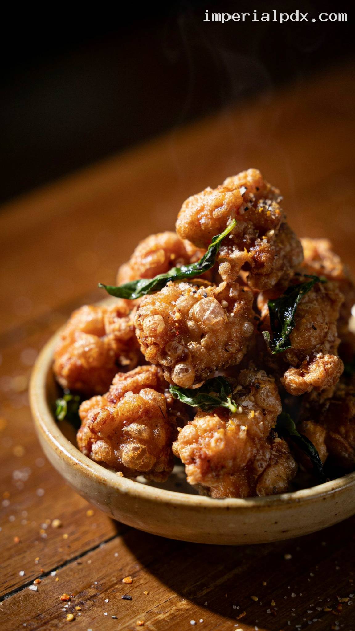 Crispy Taiwanese Popcorn Chicken With Basil – Closeup
