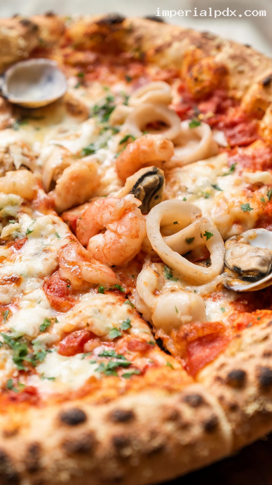 Frutti Di Mare Seafood Pizza – Closeup