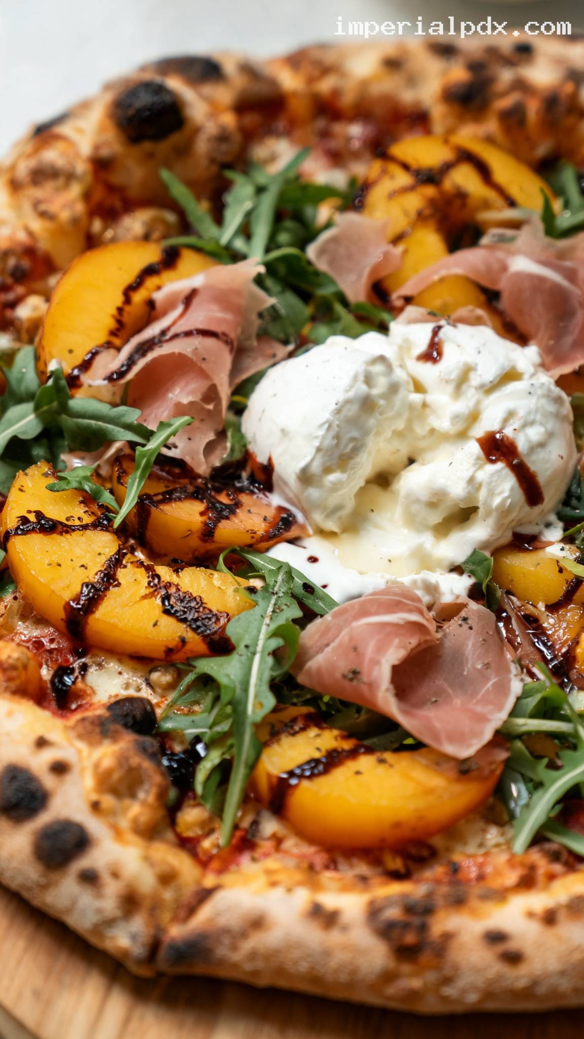 Grilled Peach and Burrata Pizza – Closeup