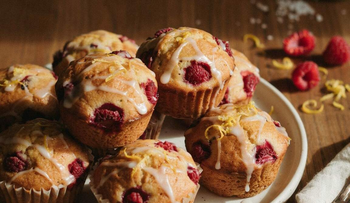 Lemon Raspberry Muffins With Light Lemon Glaze