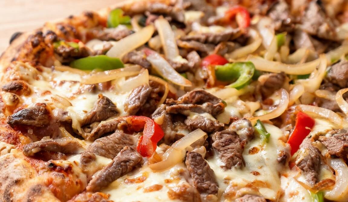 Philly Cheesesteak Pizza With Garlic Sauce