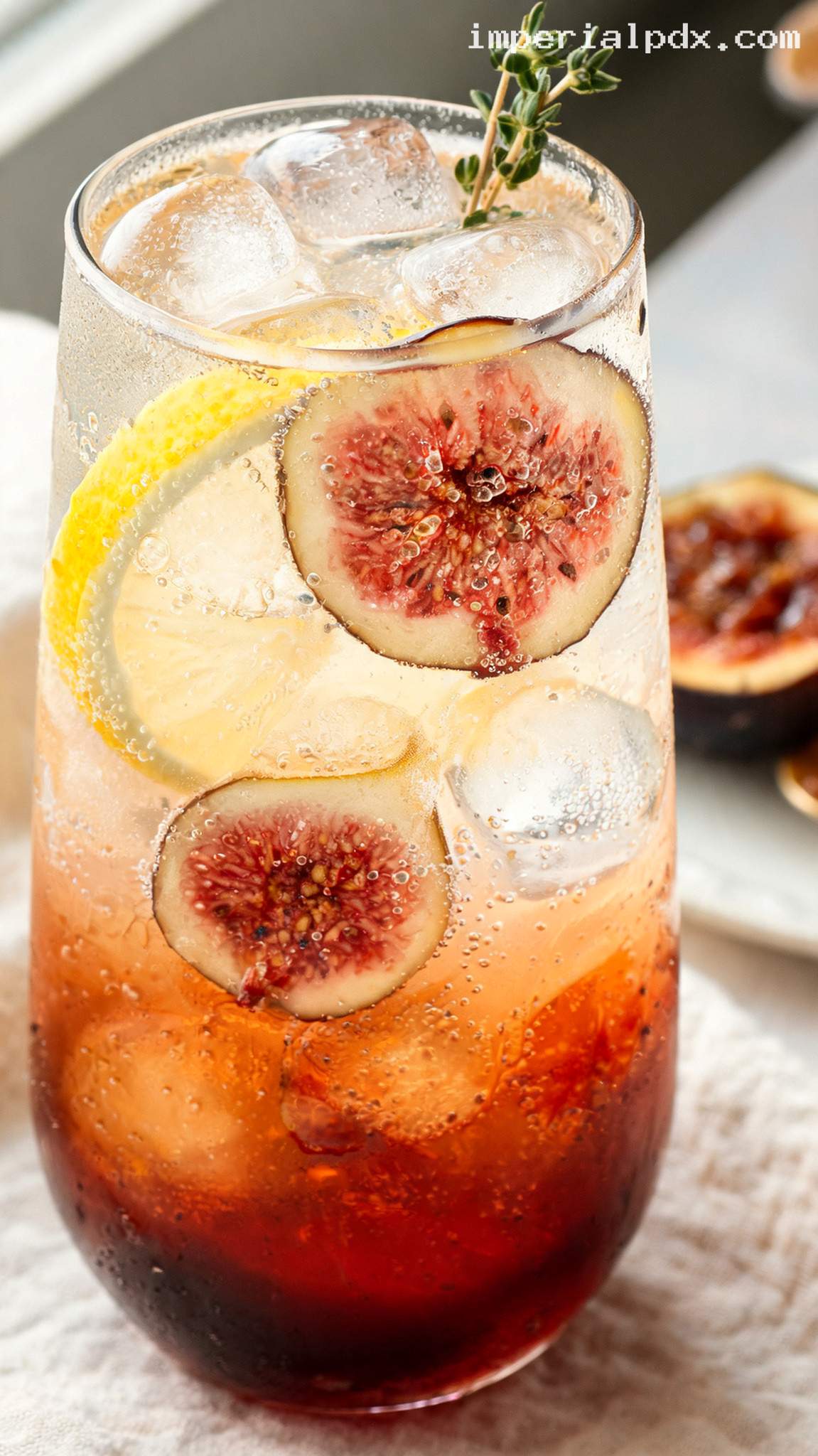 Roasted Fig Honey-Lemon Cooler – Closeup