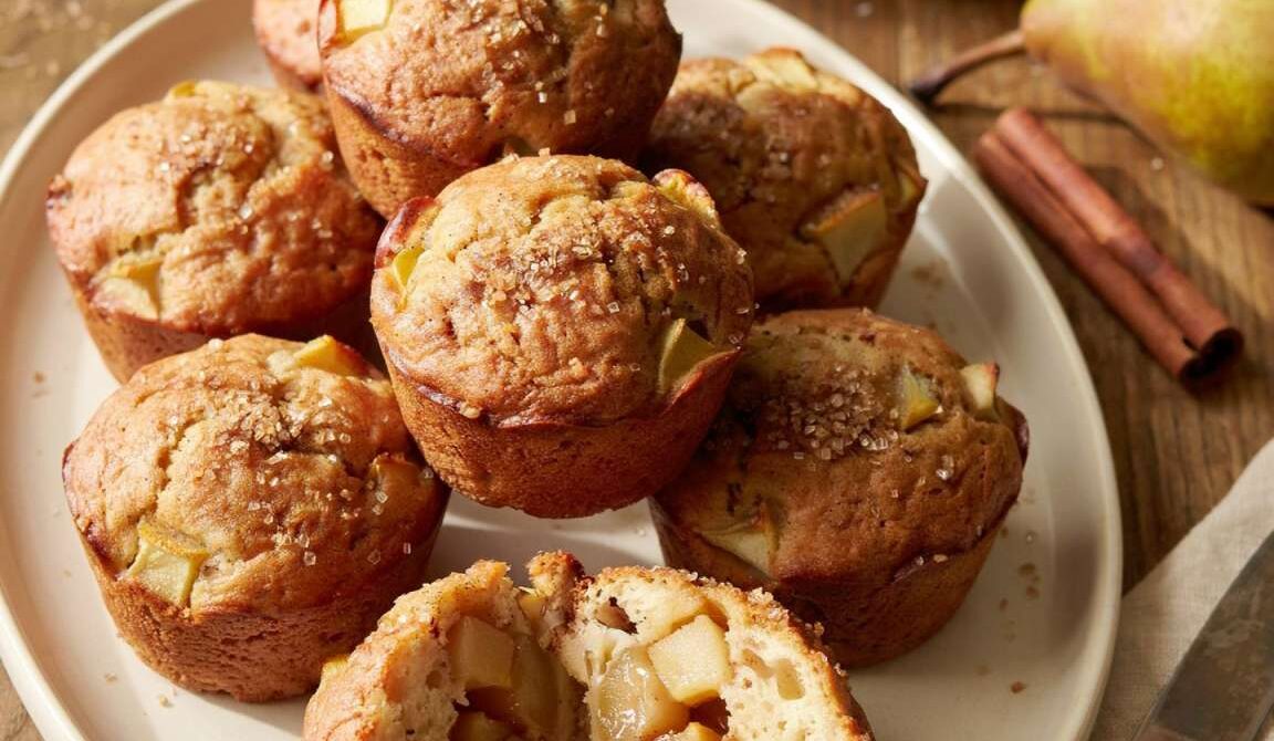 Soft Pear and Cinnamon Muffins
