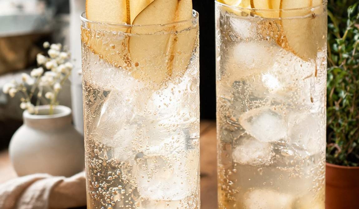 Sparkling Pear and Ginger Cooler