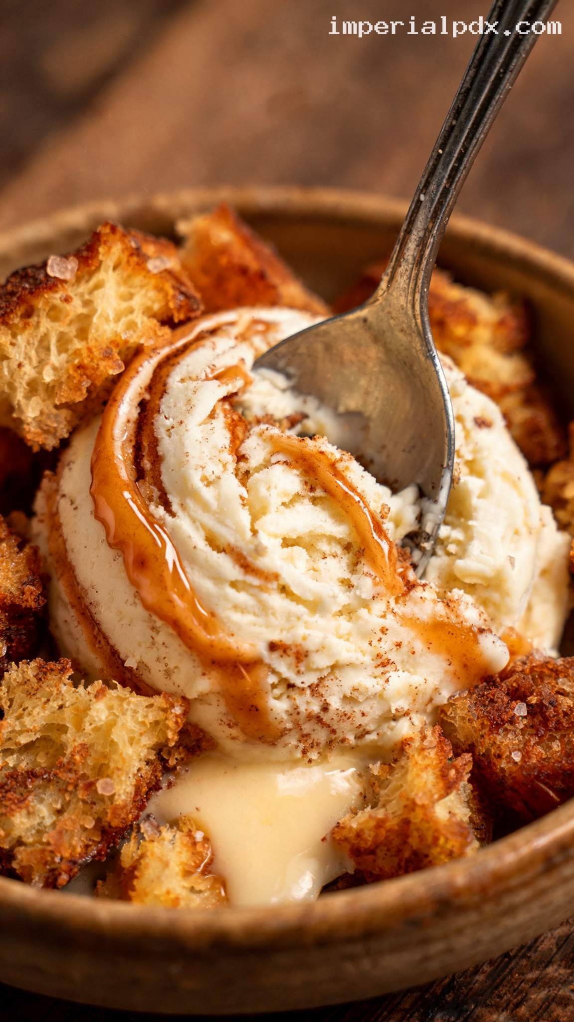 Cinnamon Toast Ice Cream With Toasted Crumble – Closeup