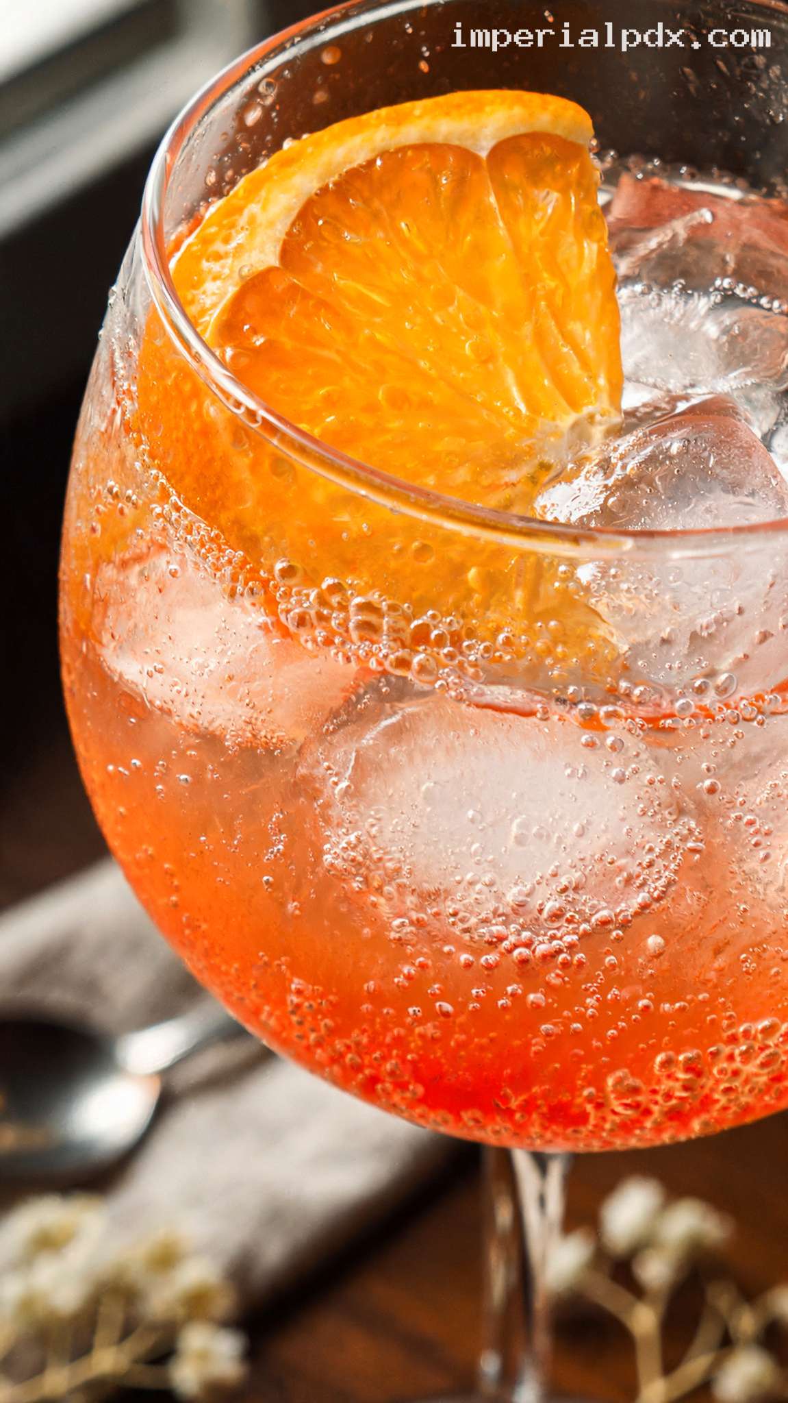 Classic Refreshing Aperol Spritz Cocktail – Closeup