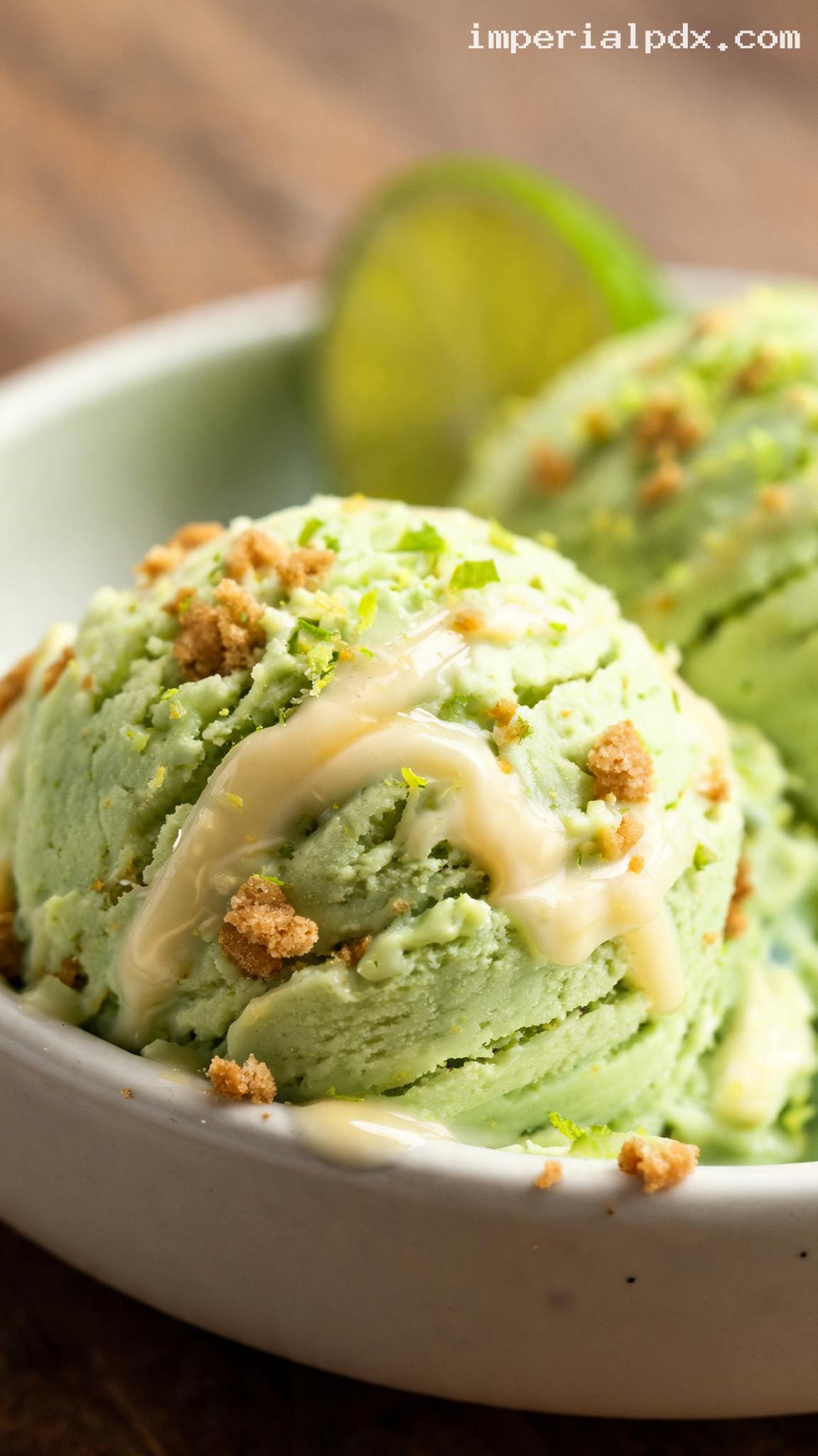 Key Lime Pie Ice Cream With Graham Cracker Crumbles – Closeup