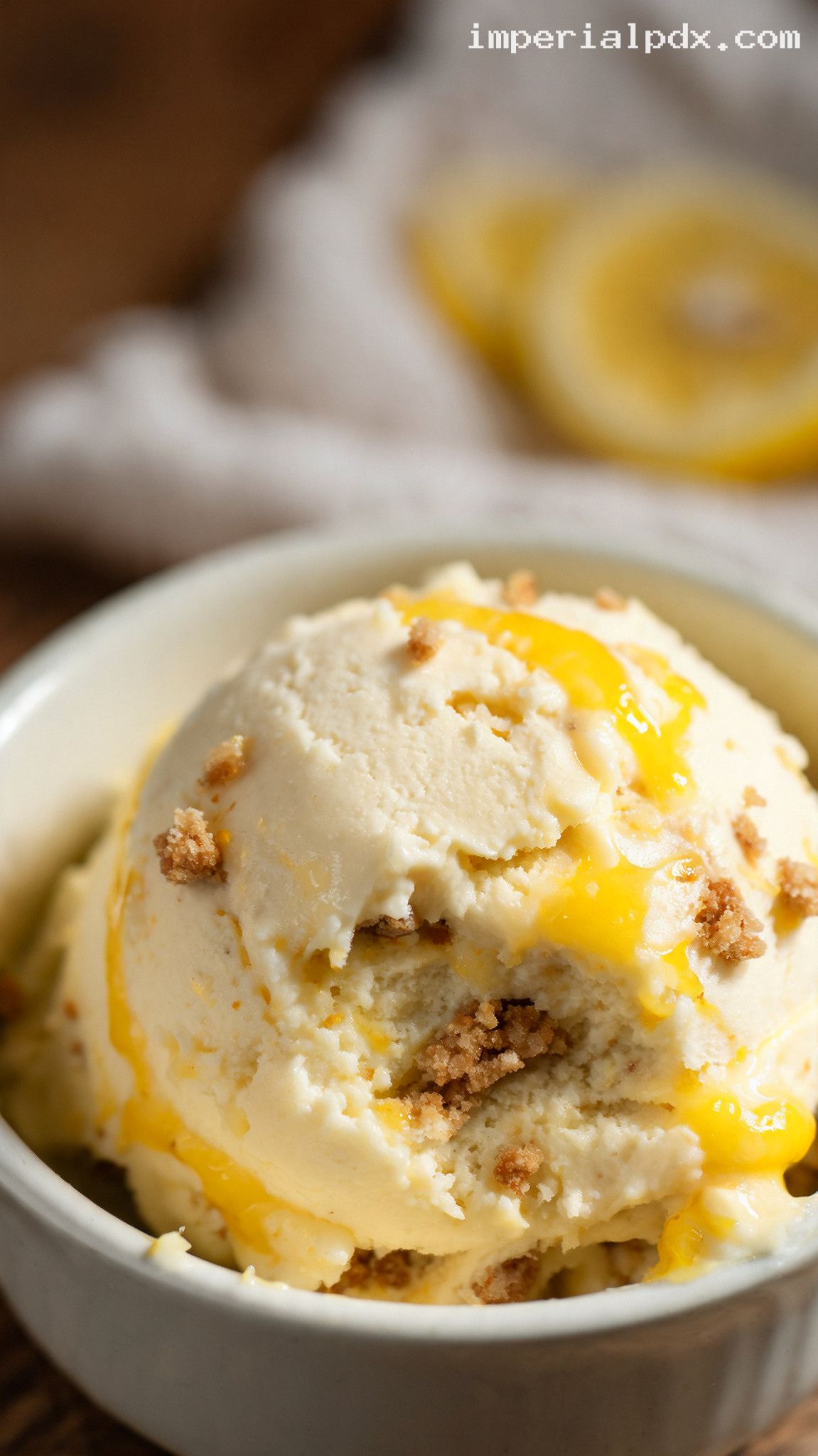 Lemon Cheesecake Ice Cream With Lemon Curd and Graham Crackers – Closeup