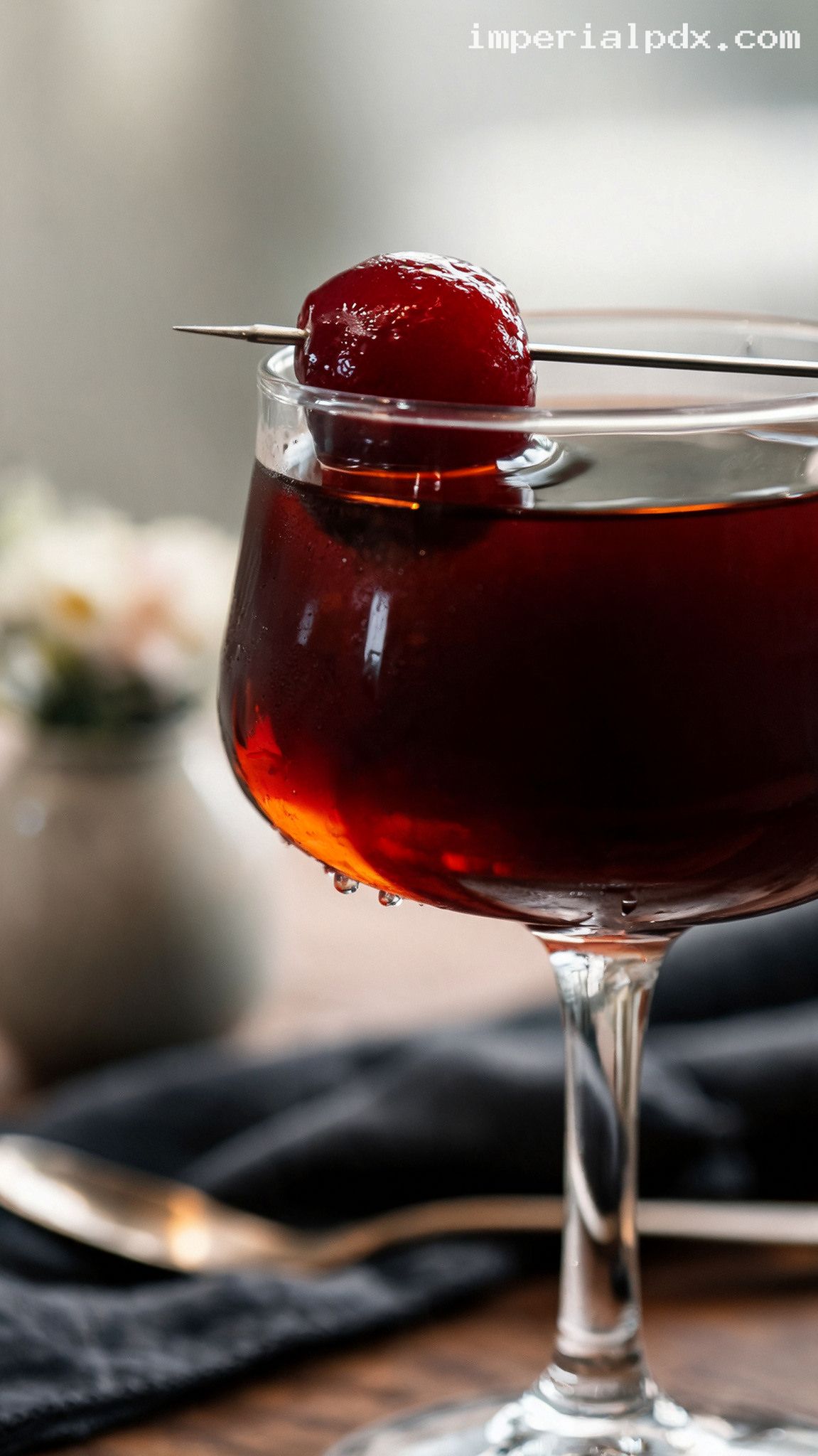 Black Manhattan – Closeup
