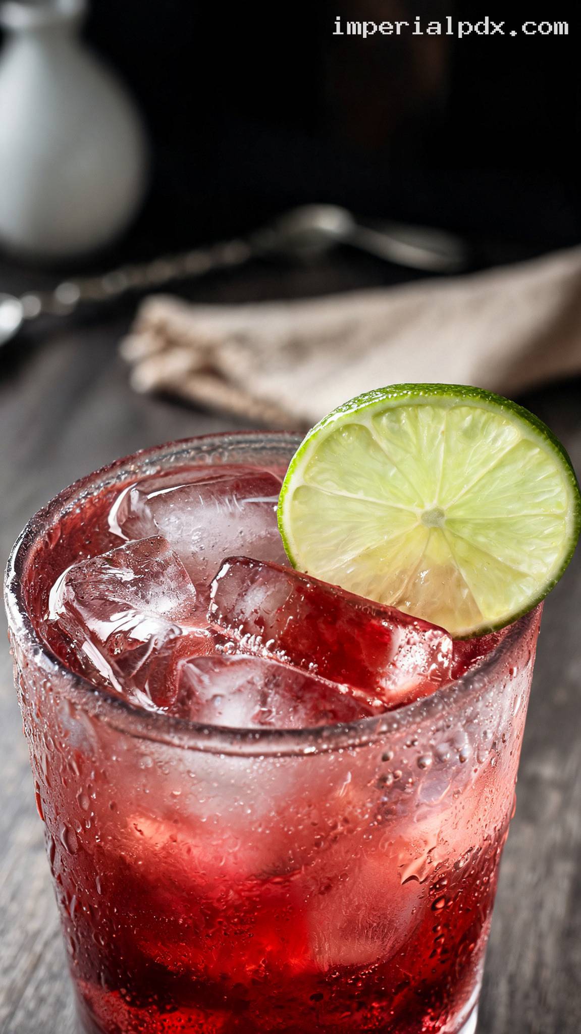 Classic Cape Codder Cocktail With Vodka and Cranberry – Closeup