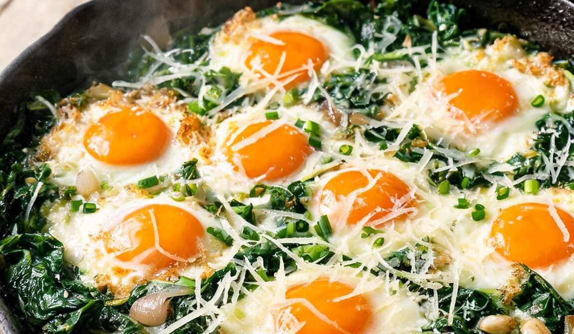Creamy Baked Eggs Florentine With Parmesan