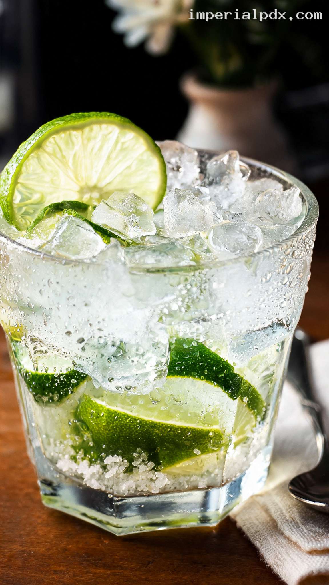 Refreshing Lime Caipiroska Cocktail – Closeup