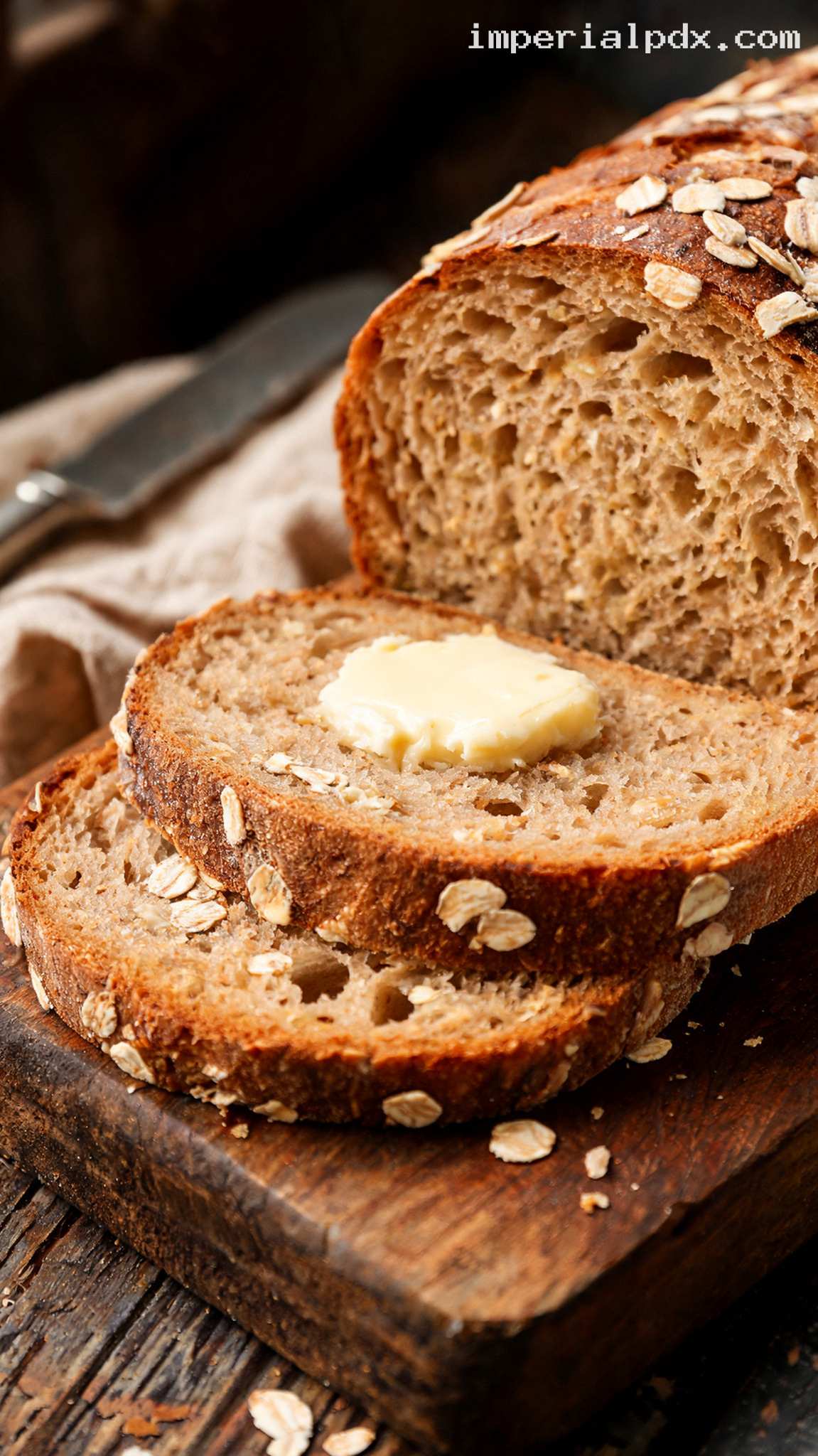 Pennsylvania Dutch Oatmeal Molasses Bread – Closeup